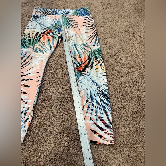 Large fabletics powerlite leggings Marbella print peach botanical colorful - Picture 12 of 13